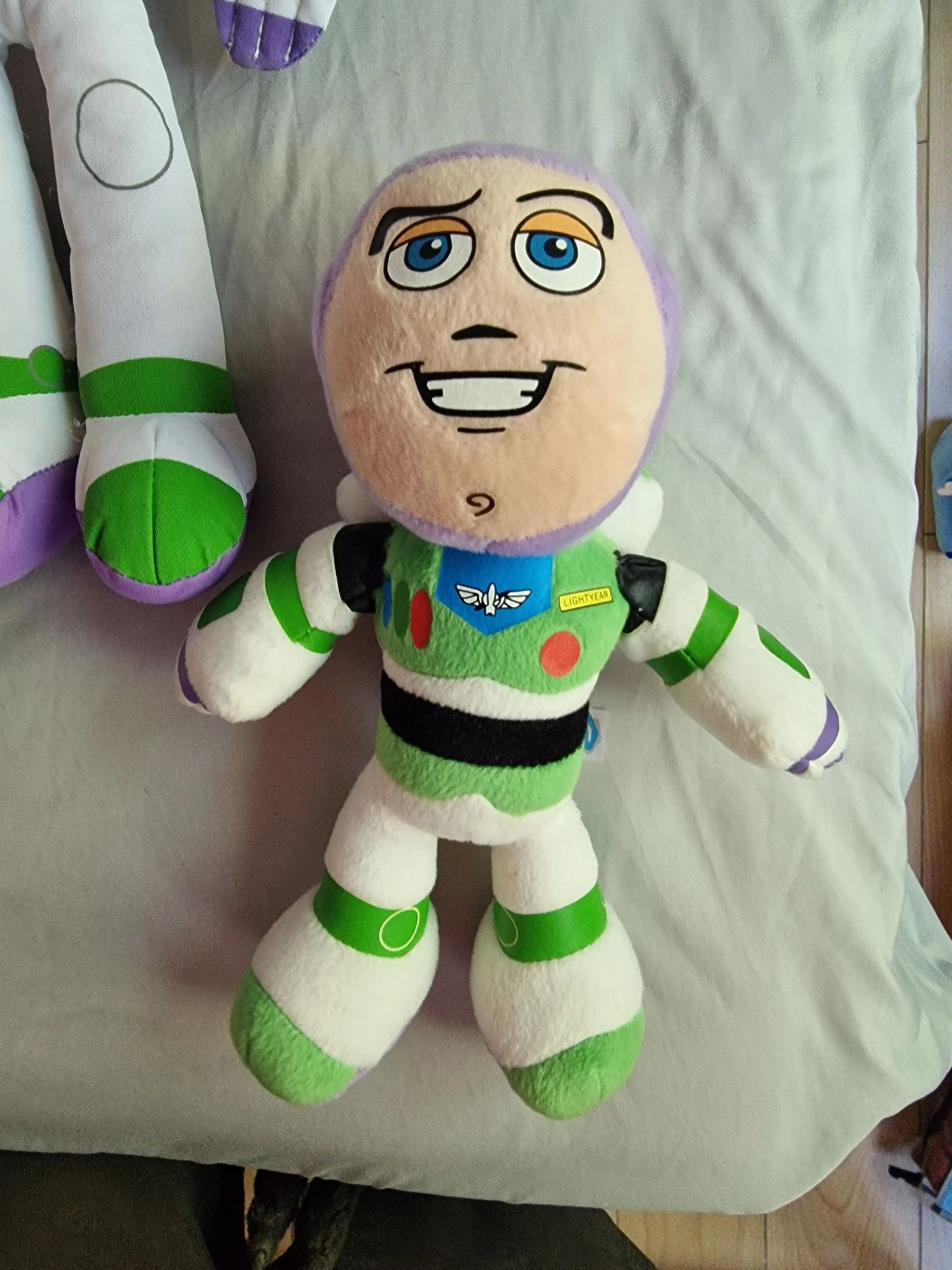 Pack of 3 Buzz Lightyear Toy Story Disney plush toys – photo 4